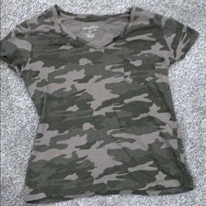 Universal Thread Tee